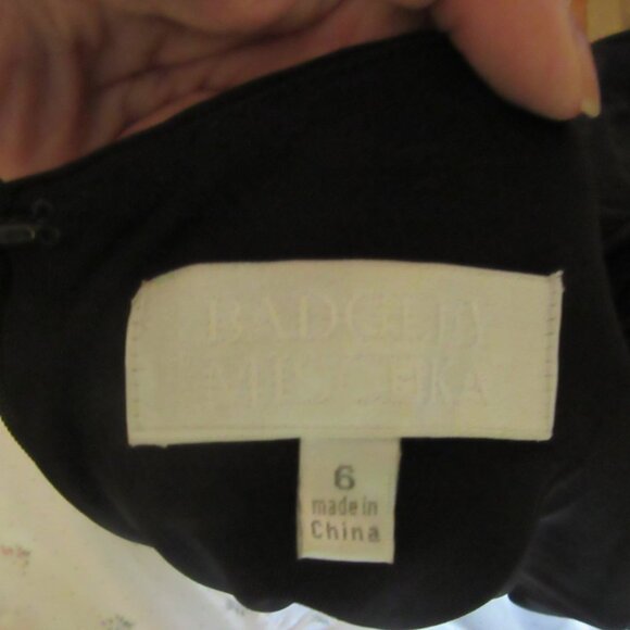 Badgley Mischka Black Rayon Halter Dress w Sheer Clevage & Rhinestones, Size 6 - Picture 9 of 9